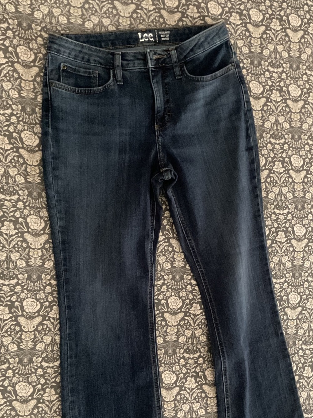 Lee bootcut jeans, size 6P